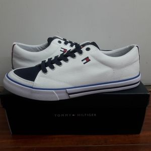Tommy Hilfiger sneakers